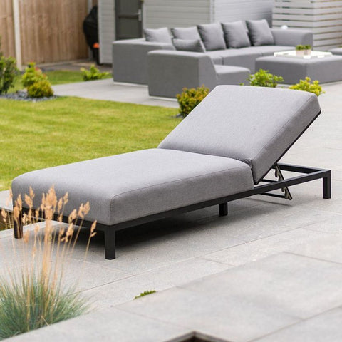 Sunny Outdoor Fabric Lounger